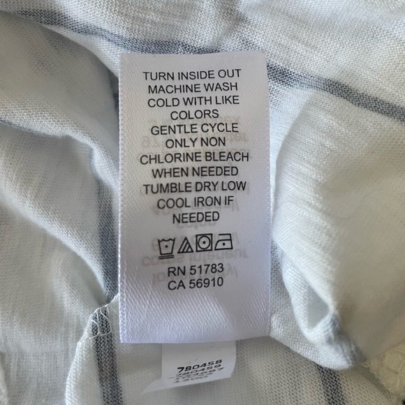 Women’s Maurice’s 3/4 Sleeve Striped Top - Size L - Picture 4 of 4